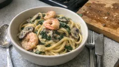 えびのうま味が広がる、白ワイン香るクリームリングイネ