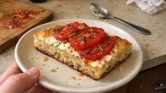 こねすぎなくても大丈夫。トマトとクリームチーズのもっちりフォカッチャ